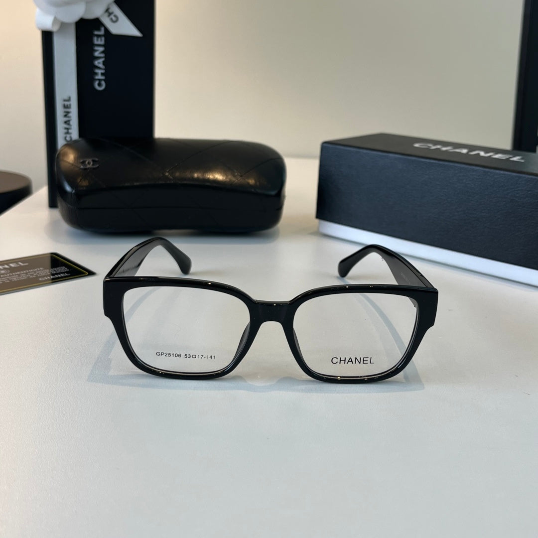 Chanel Oversized Silver Lens Sunglasses for Men & Women - 415299 - detail image 2