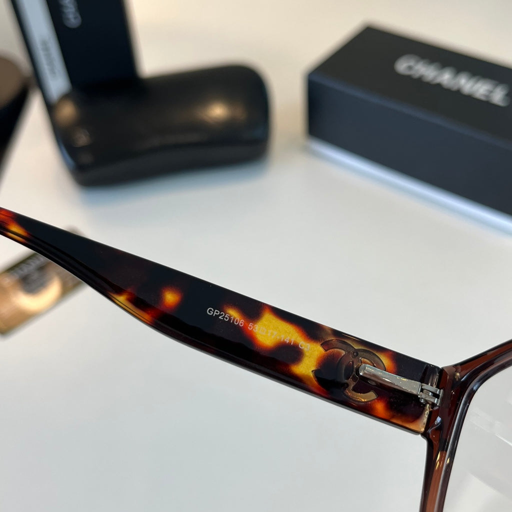 Chanel Oversized Silver Lens Sunglasses for Men & Women - 415301 - detail image 8