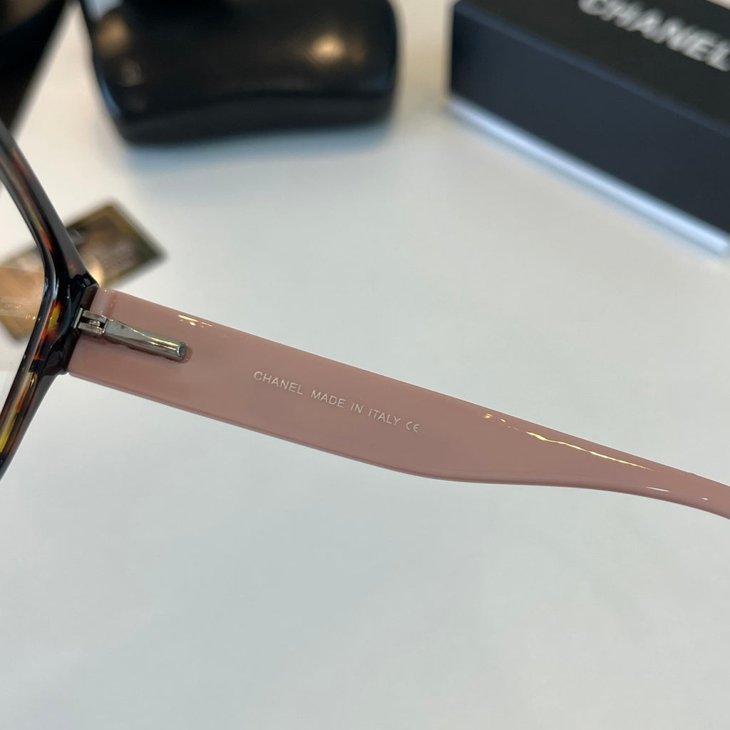 Chanel Oversized Silver Lens Sunglasses for Men & Women - 415302 - detail image 9