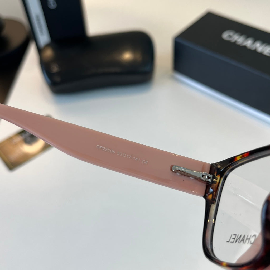 Chanel Oversized Silver Lens Sunglasses for Men & Women - 415302 - detail image 8