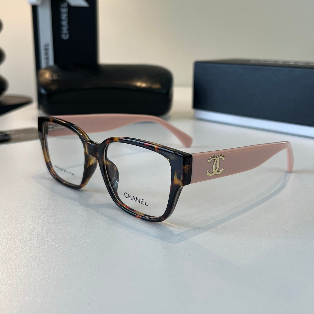 Chanel Oversized Silver Lens Sunglasses for Men & Women - 486653 - detail image 3