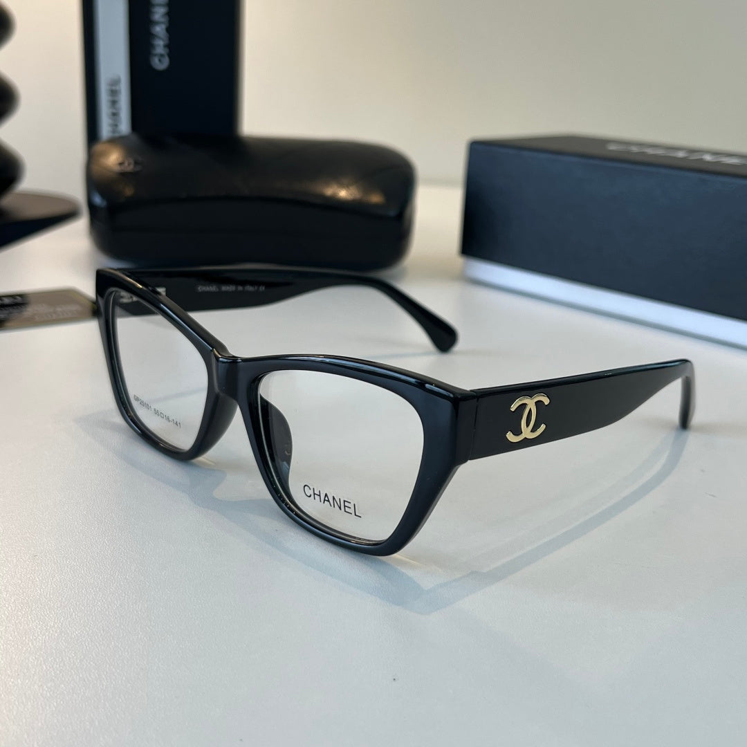 Chanel Oversized Silver Lens Sunglasses for Men & Women - 415303 - detail image 3