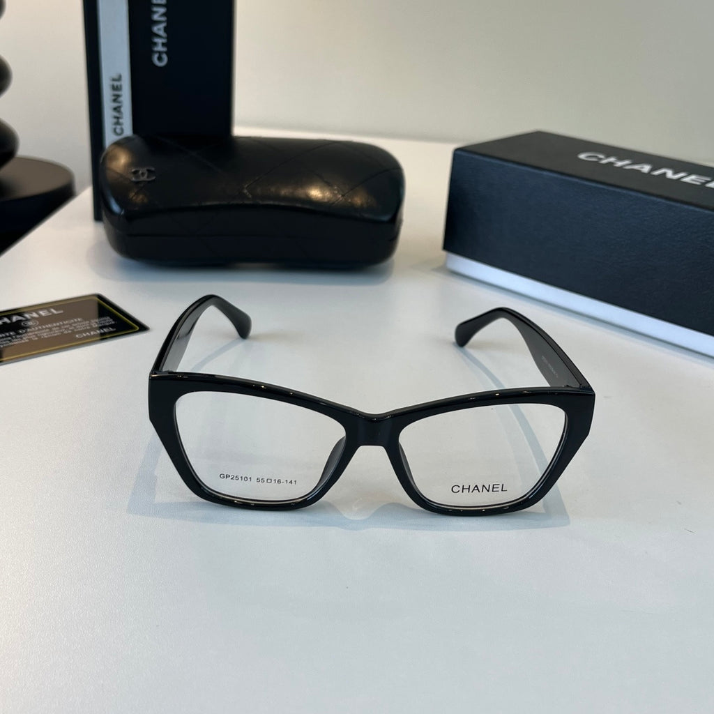 Chanel Oversized Silver Lens Sunglasses for Men & Women - 415303 - detail image 2