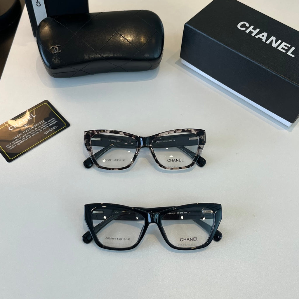 Chanel Oversized Silver Lens Sunglasses for Men & Women - 415304 - detail image 10
