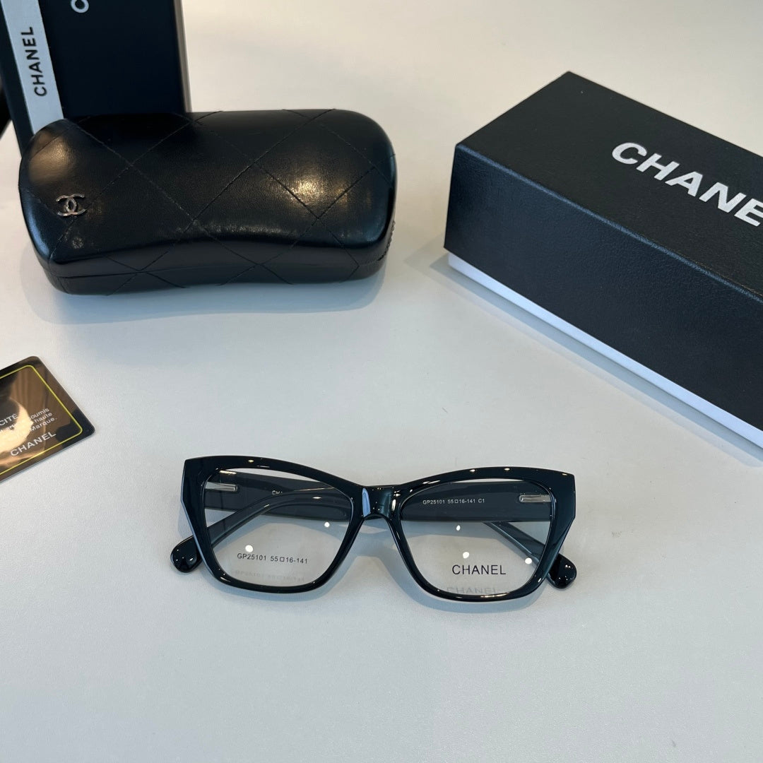 Chanel Oversized Silver Lens Sunglasses for Men & Women - 415303 - detail image 4