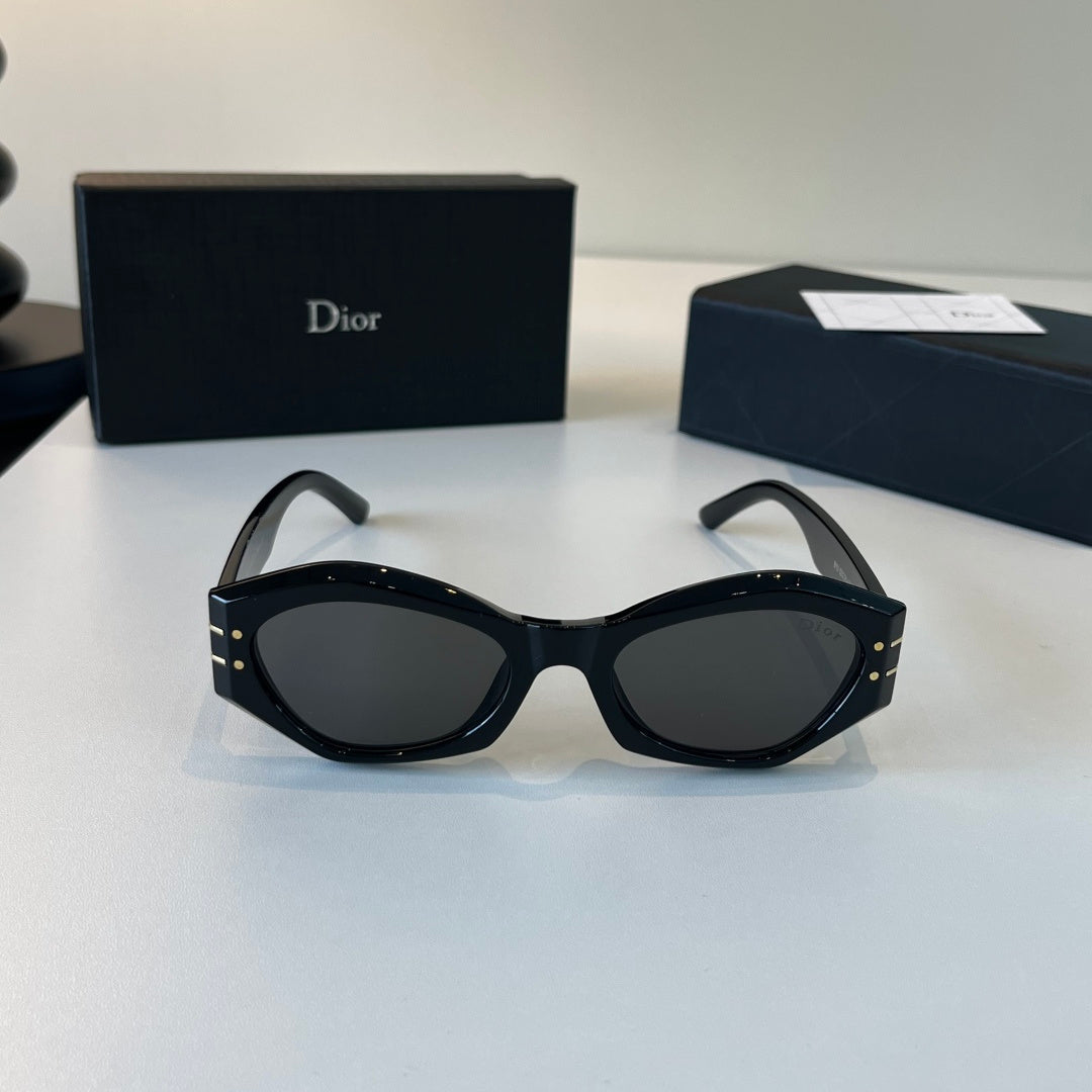 Dior Fashion Black Lens Sunglasses for Men & Women - 449135 - detail image 2