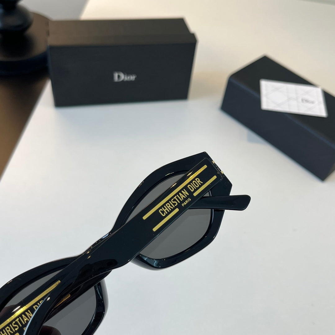 Dior Fashion Black Lens Sunglasses for Men & Women - 449135 - detail image 8