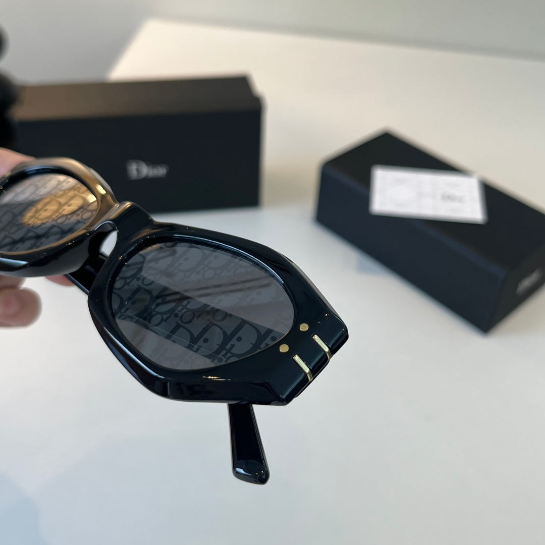 Dior Fashion Silver Lens Sunglasses for Men & Women - 415418 - detail image 6