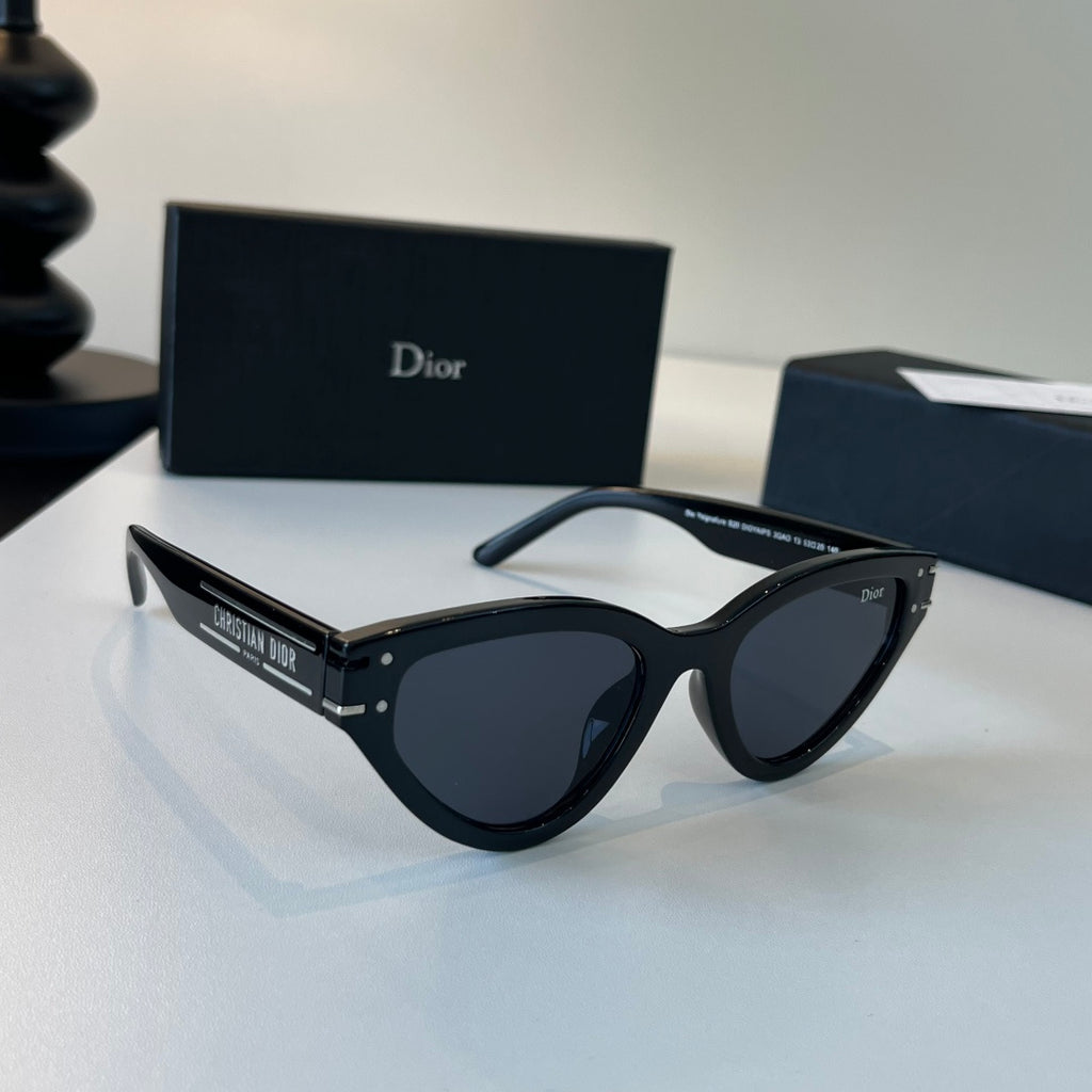 Dior Fashion Black Lens Sunglasses for Men & Women - 415419