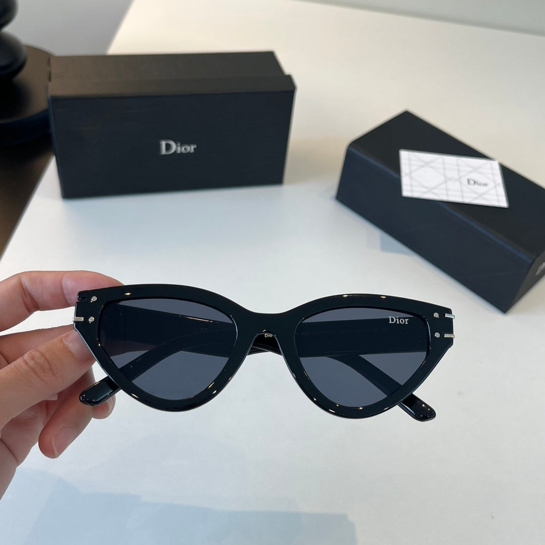 Dior Fashion Black Lens Sunglasses for Men & Women - 415419 - detail image 4