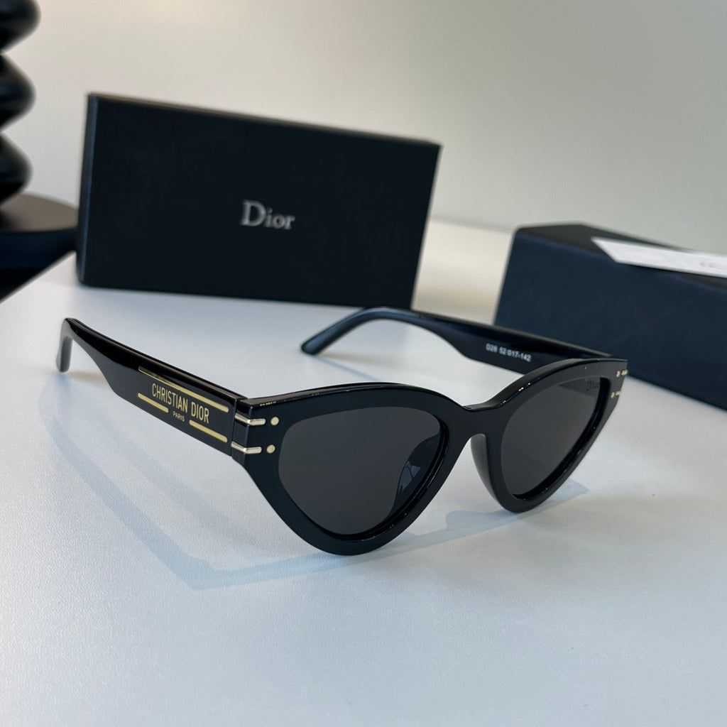 Dior Fashion Black Lens Sunglasses for Men & Women - 415420