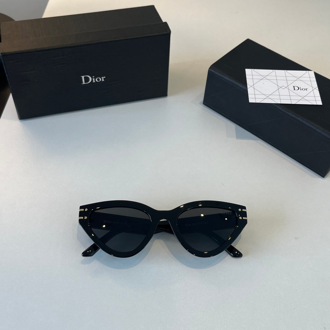 Dior Fashion Black Lens Sunglasses for Men & Women - 449138 - detail image 4