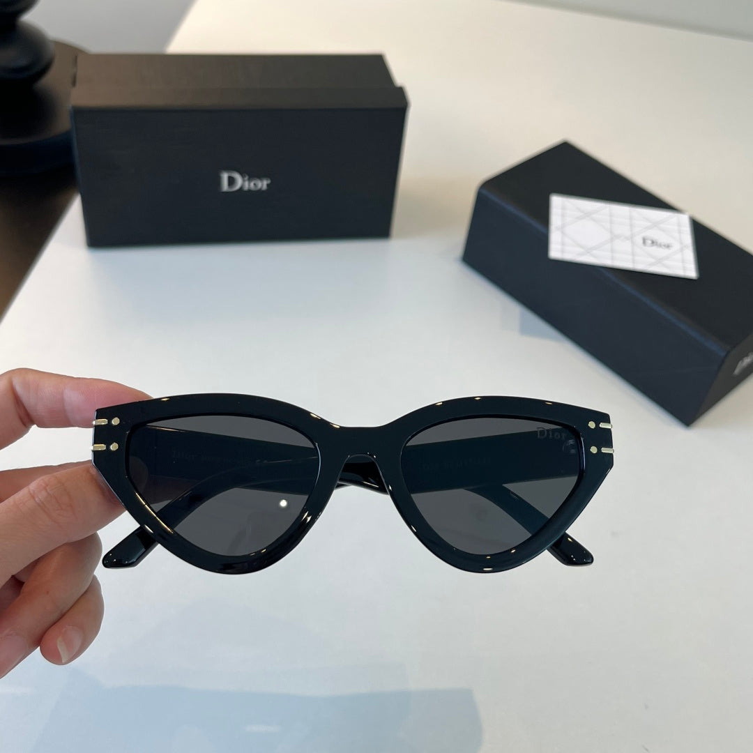 Dior Fashion Black Lens Sunglasses for Men & Women - 415420 - detail image 5
