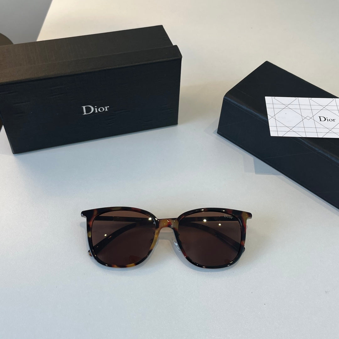 Dior Fashion Black Lens Sunglasses for Men & Women - 449140 - detail image 4