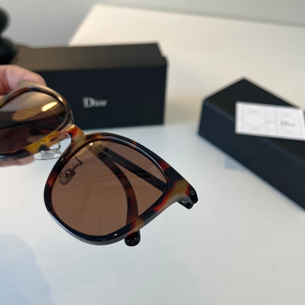 Dior Fashion Black Lens Sunglasses for Men & Women - 415422 - detail image 6