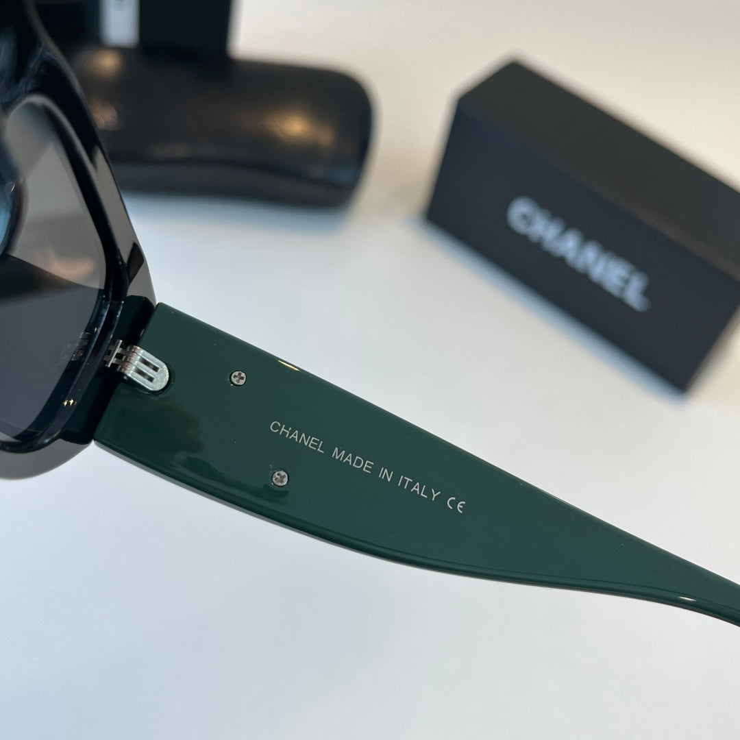 Chanel Fashion Black Lens Sunglasses for Men & Women - 415305 - detail image 11