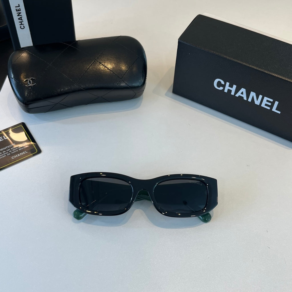 Chanel Fashion Black Lens Sunglasses for Men & Women - 415305 - detail image 5