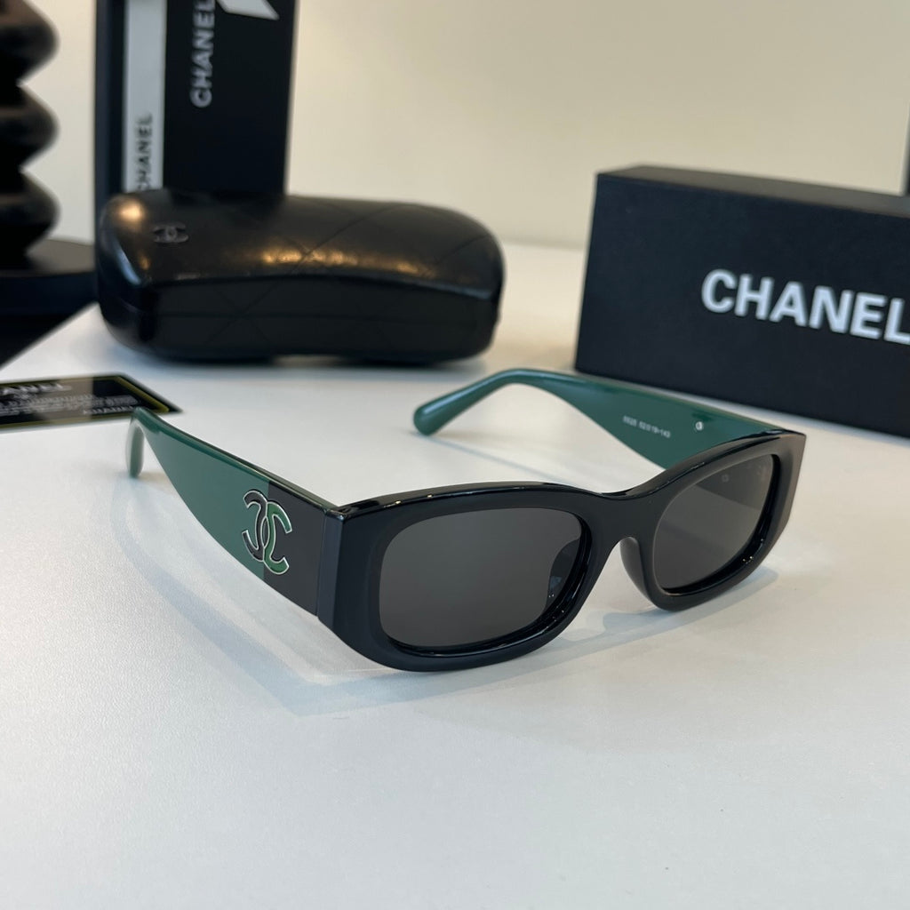 Chanel Fashion Black Lens Sunglasses for Men & Women - 415305