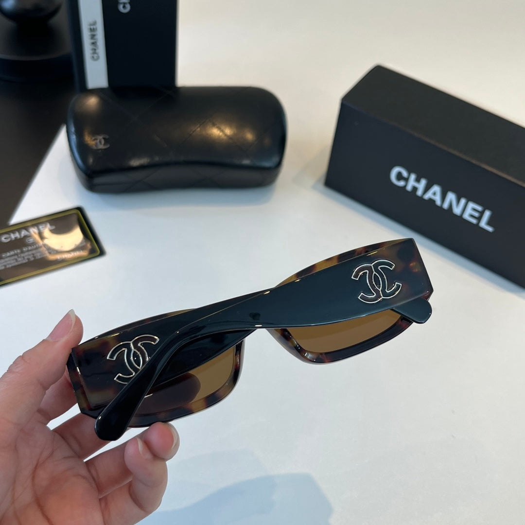 Chanel Fashion Black Lens Sunglasses for Men & Women - 415307 - detail image 8