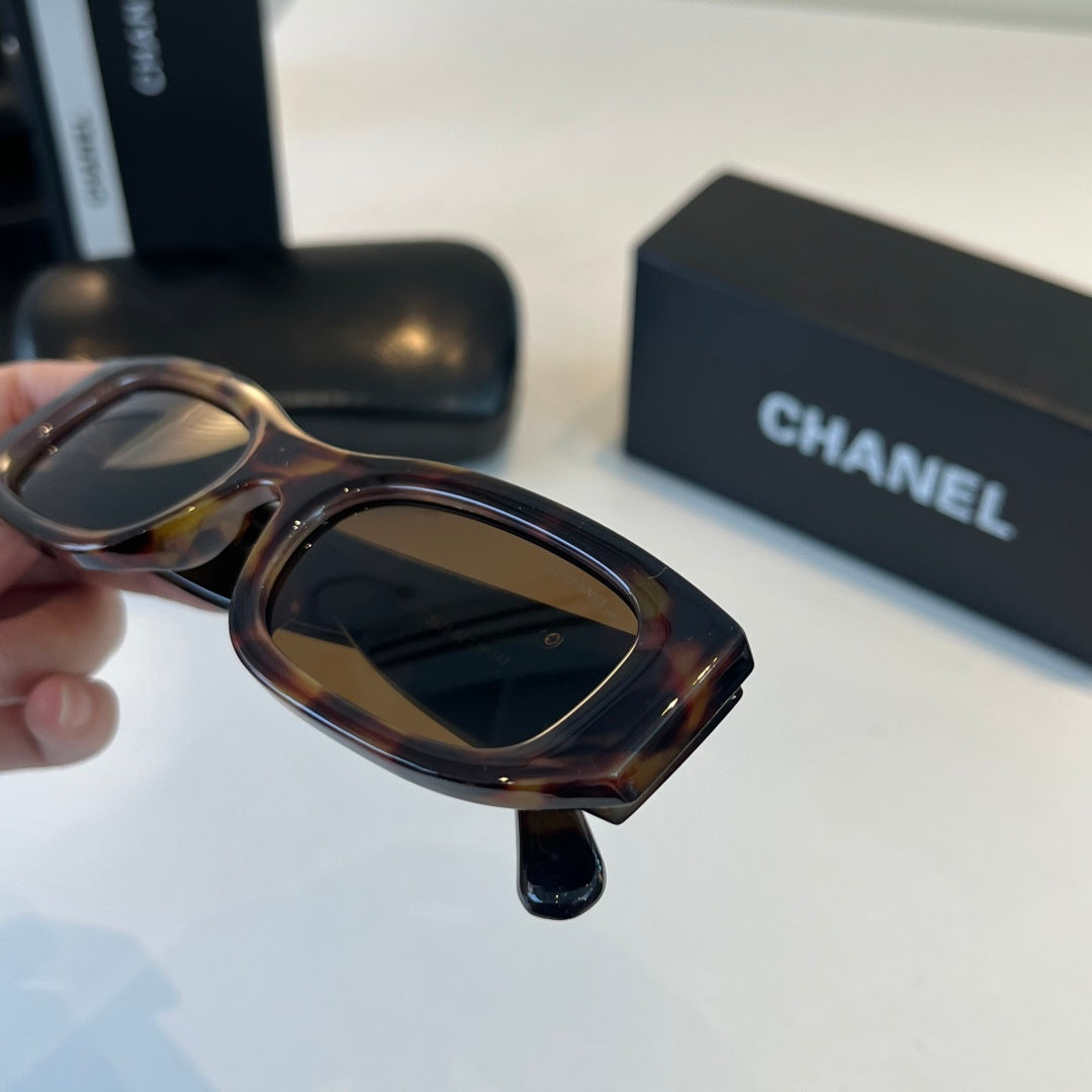 Chanel Fashion Black Lens Sunglasses for Men & Women - 415307 - detail image 6