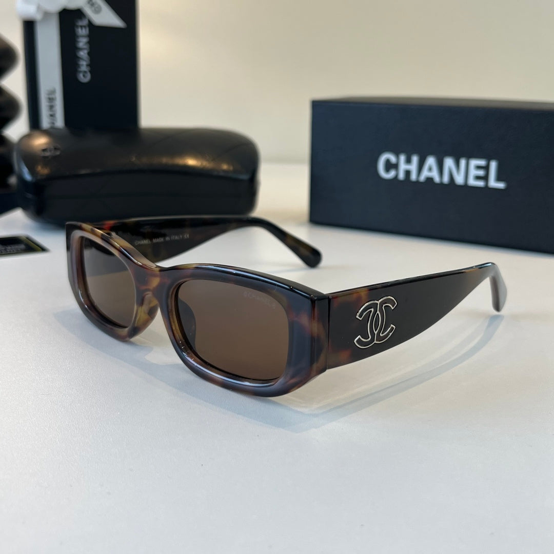 Chanel Fashion Black Lens Sunglasses for Men & Women - 415307 - detail image 3