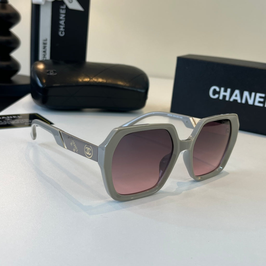 Chanel Fashion Gray Lens Sunglasses for Men & Women - 415310