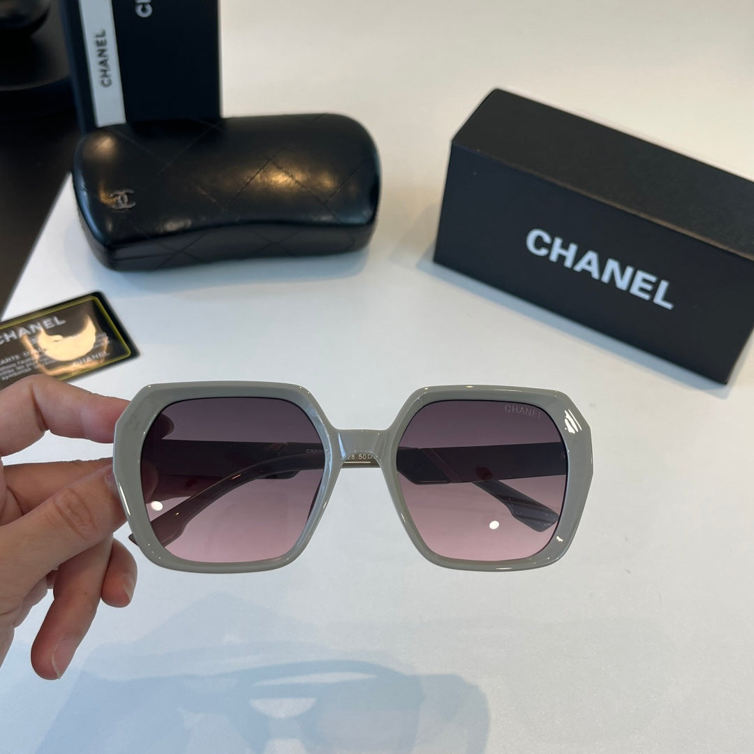Chanel Fashion Gray Lens Sunglasses for Men & Women - 415310 - detail image 5