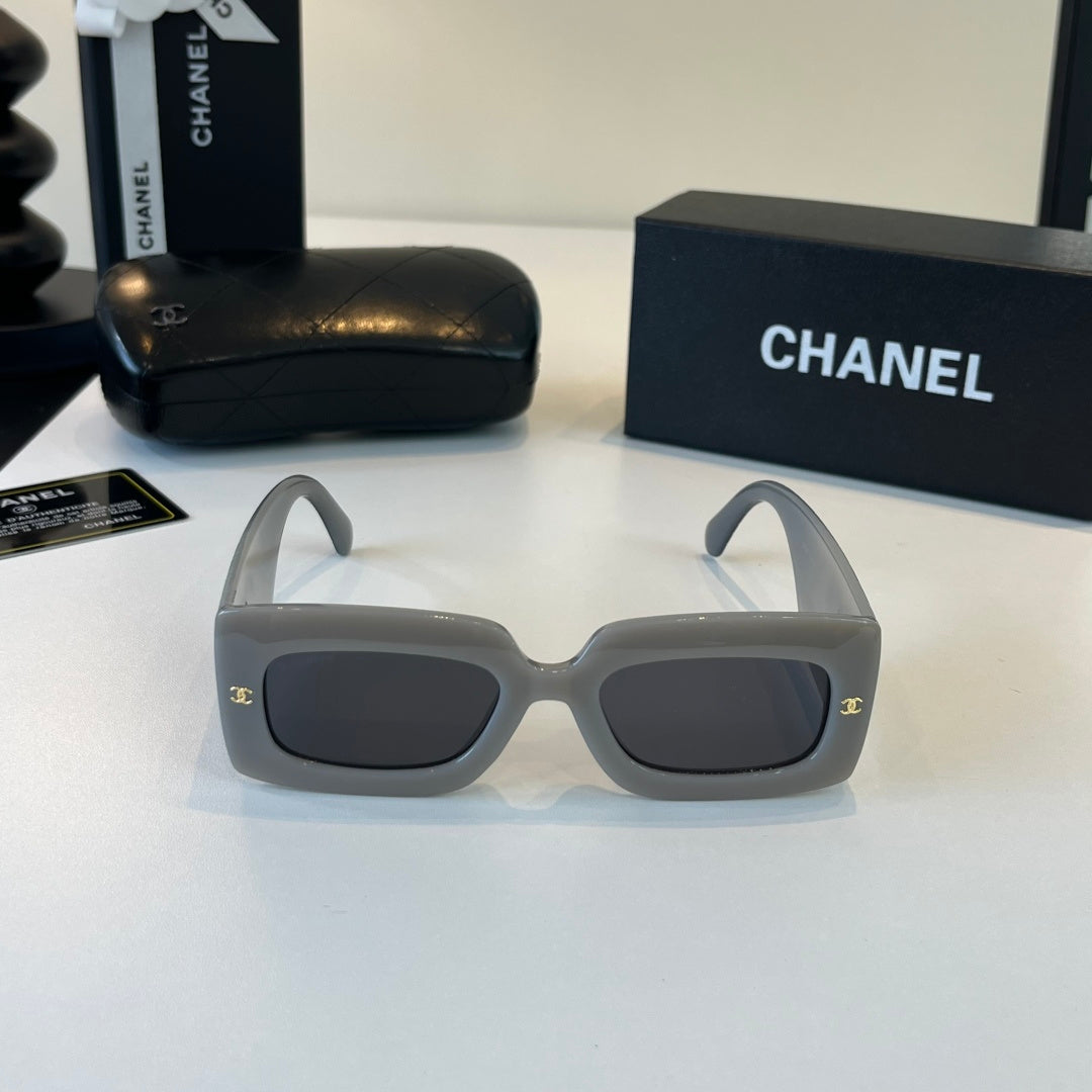 Chanel Fashion Gray Lens Sunglasses for Men & Women - 415315 - detail image 2