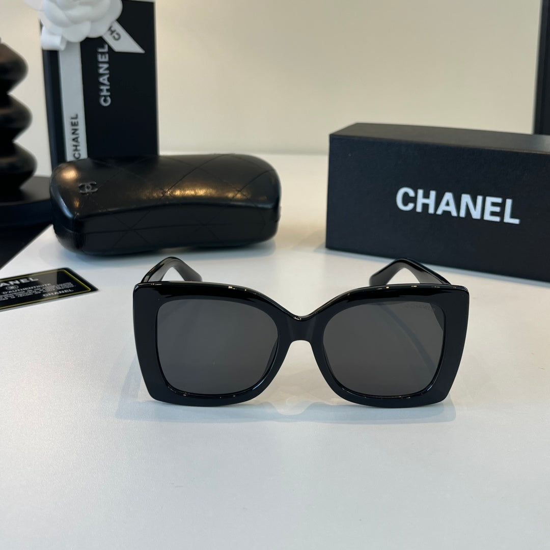 Chanel Fashion Black Lens Sunglasses for Men & Women - 415317 - detail image 2