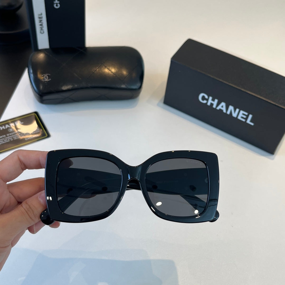 Chanel Fashion Black Lens Sunglasses for Men & Women - 415317 - detail image 6