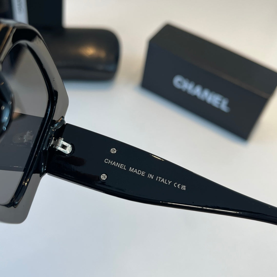 Chanel Fashion Black Lens Sunglasses for Men & Women - 415317 - detail image 11
