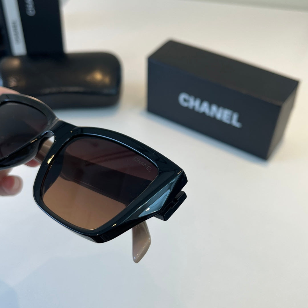 Chanel Fashion Black Lens Sunglasses for Men & Women - 415318 - detail image 7