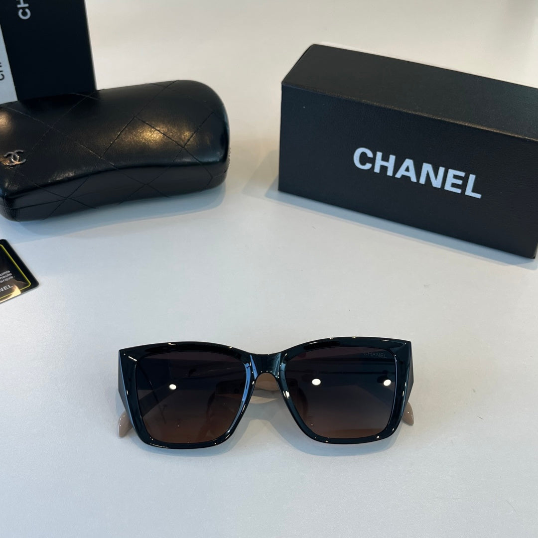 Chanel Fashion Black Lens Sunglasses for Men & Women - 415318 - detail image 5
