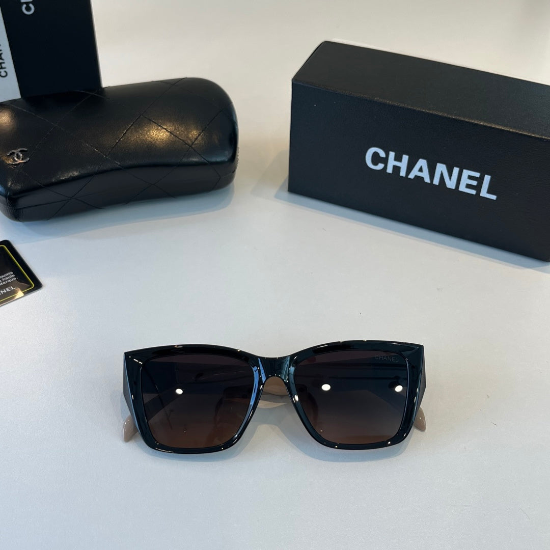 Chanel Fashion Black Lens Sunglasses for Men & Women - 415318 - detail image 4