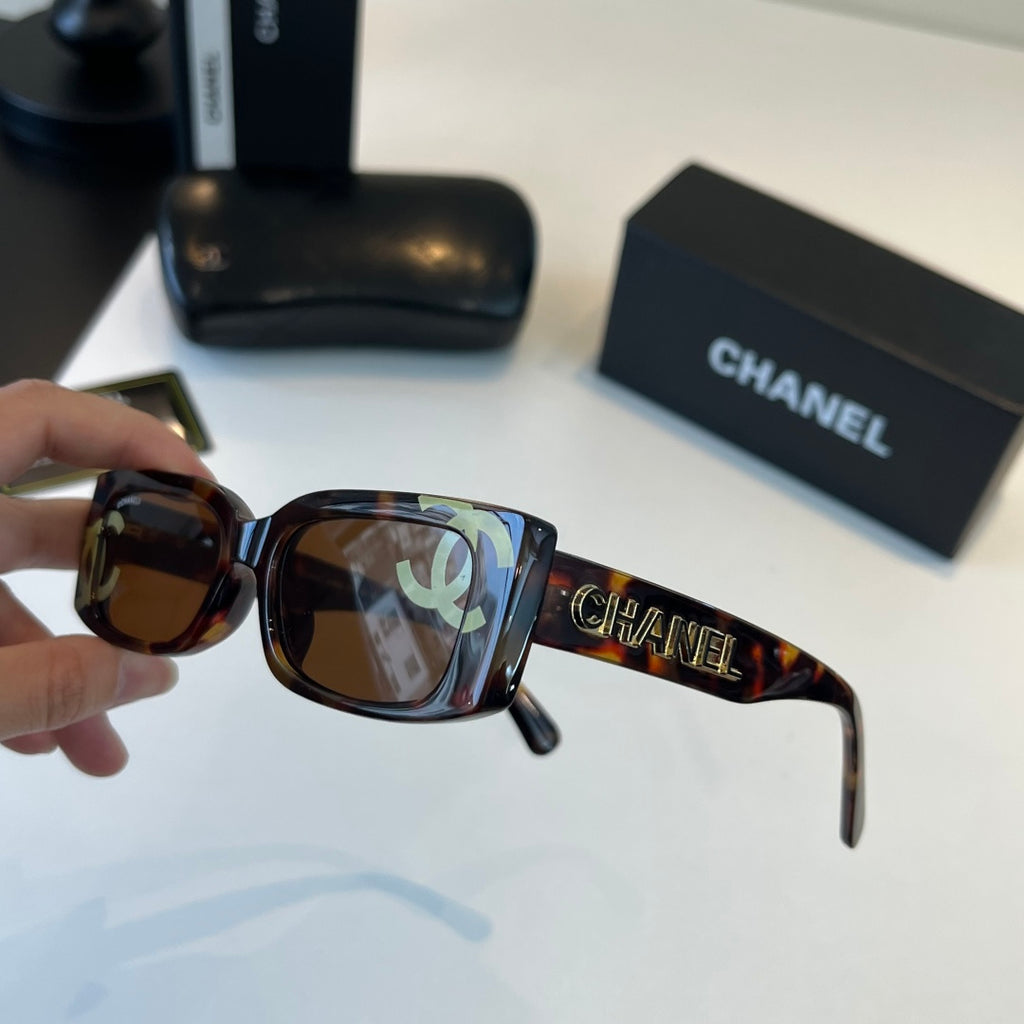 Chanel Fashion Black Lens Sunglasses for Men & Women - 486536 - detail image 4