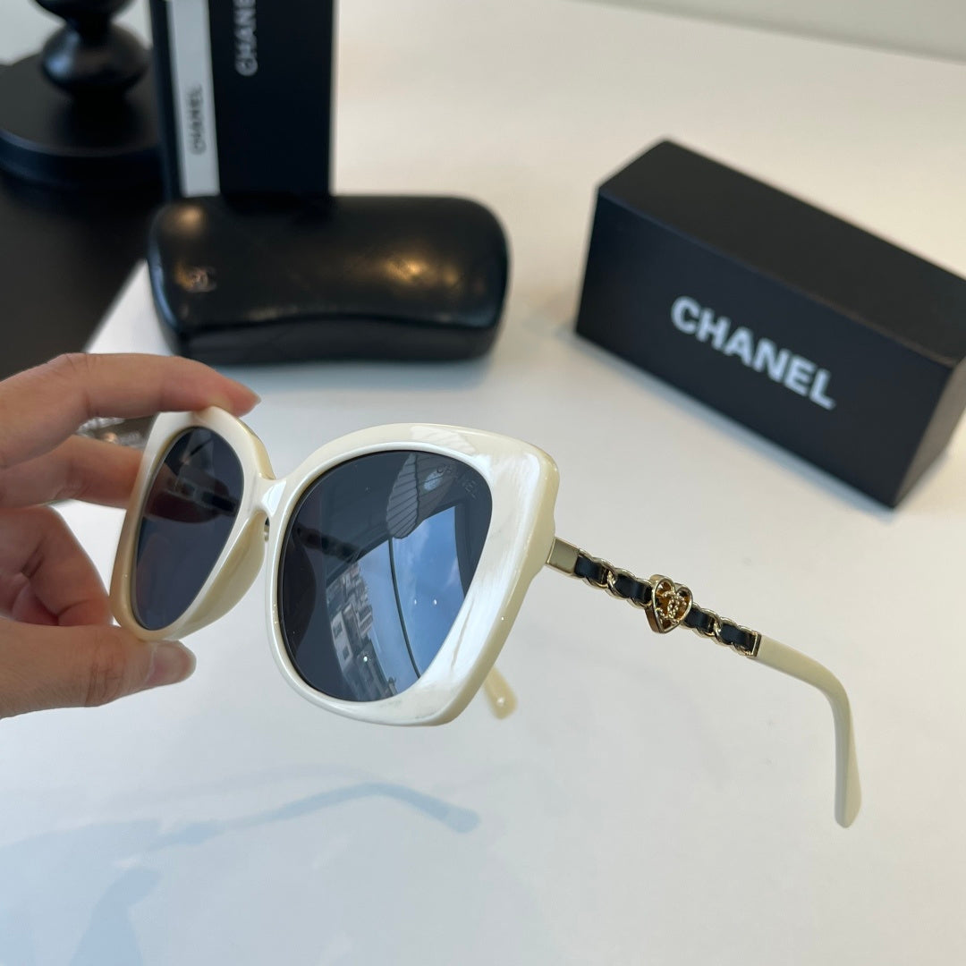 Chanel Fashion Blue Lens Sunglasses for Men & Women - 415325 - detail image 4