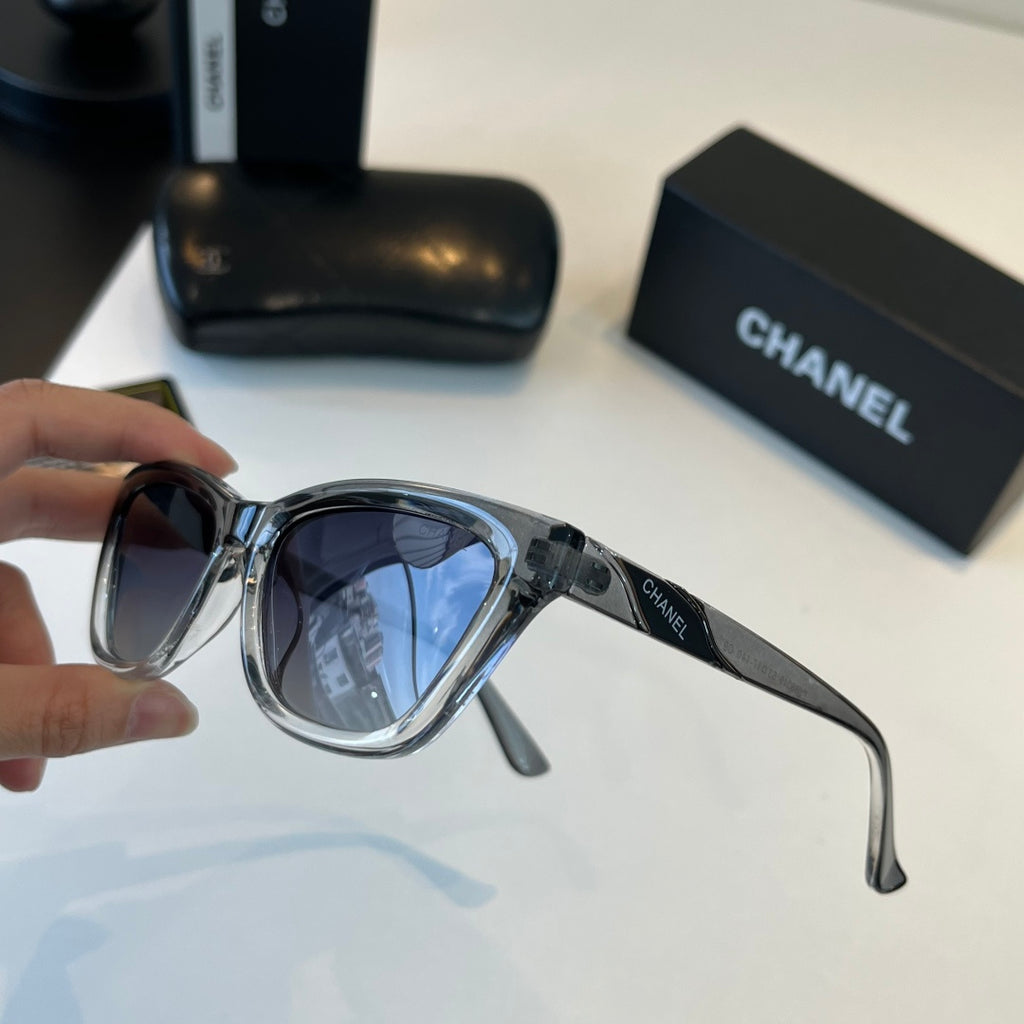 Chanel Fashion Silver Lens Sunglasses for Men & Women - 358114 - detail image 4