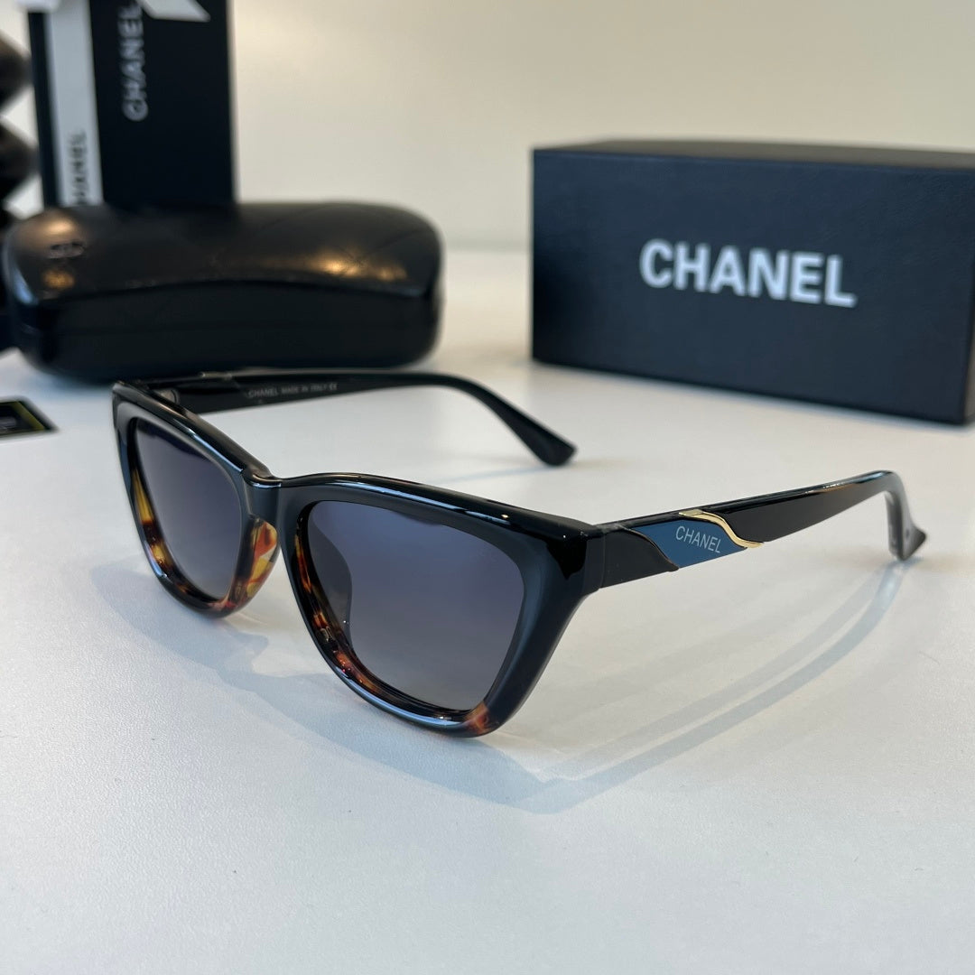 Chanel Fashion Black Lens Sunglasses for Men & Women - 358117 - detail image 3