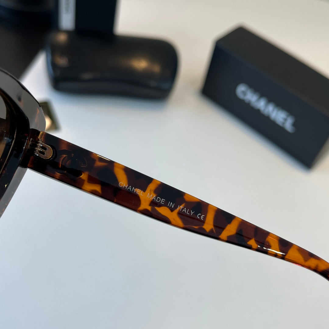 Chanel Fashion Black Lens Sunglasses for Men & Women - 493440 - detail image 10