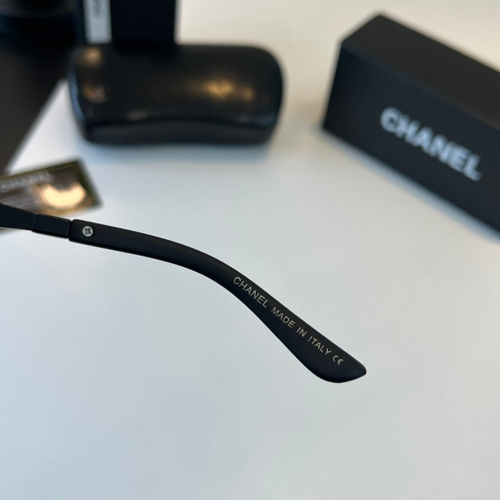 Chanel Fashion Black Lens Sunglasses for Men & Women - 358100 - detail image 9