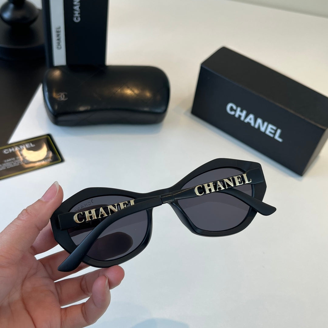 Chanel Fashion Black Lens Sunglasses for Men & Women - 398618 - detail image 7