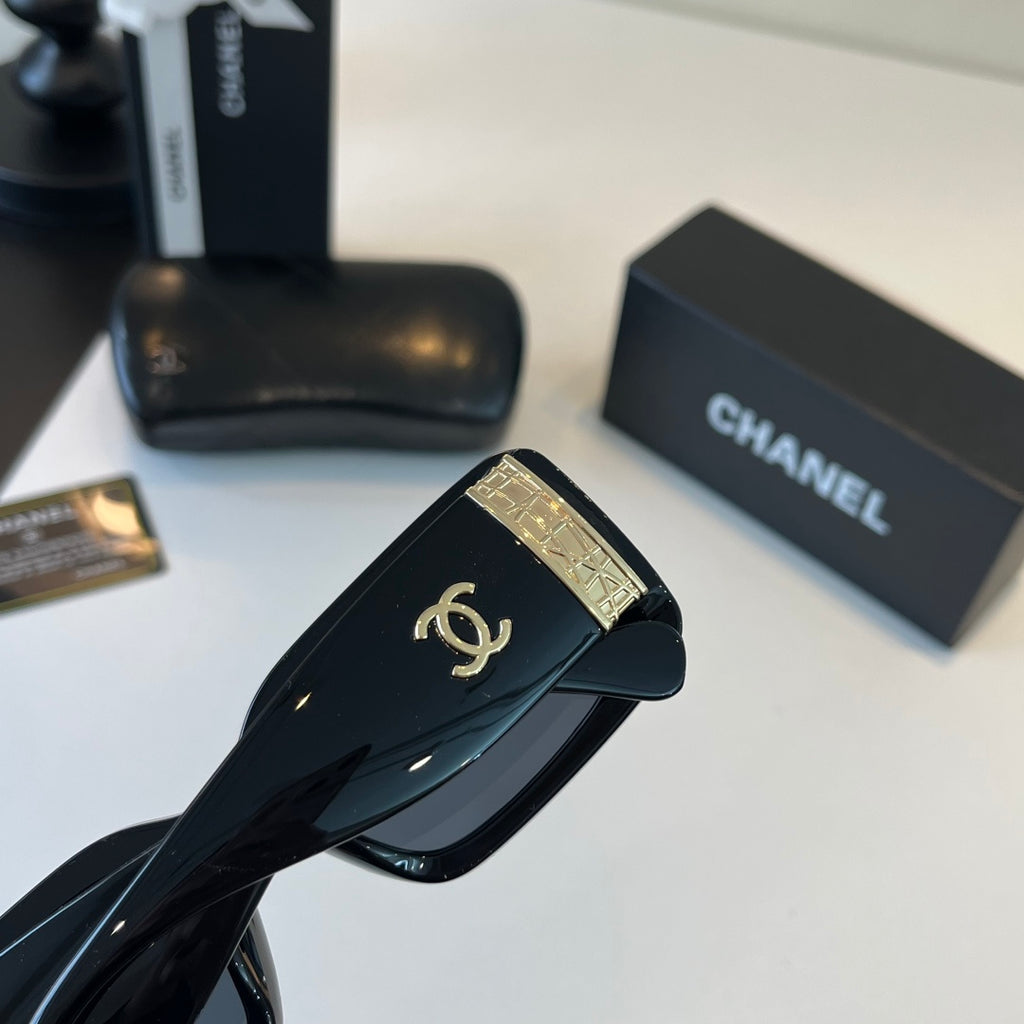 Chanel Fashion Black Lens Sunglasses for Men & Women - 358102 - detail image 7