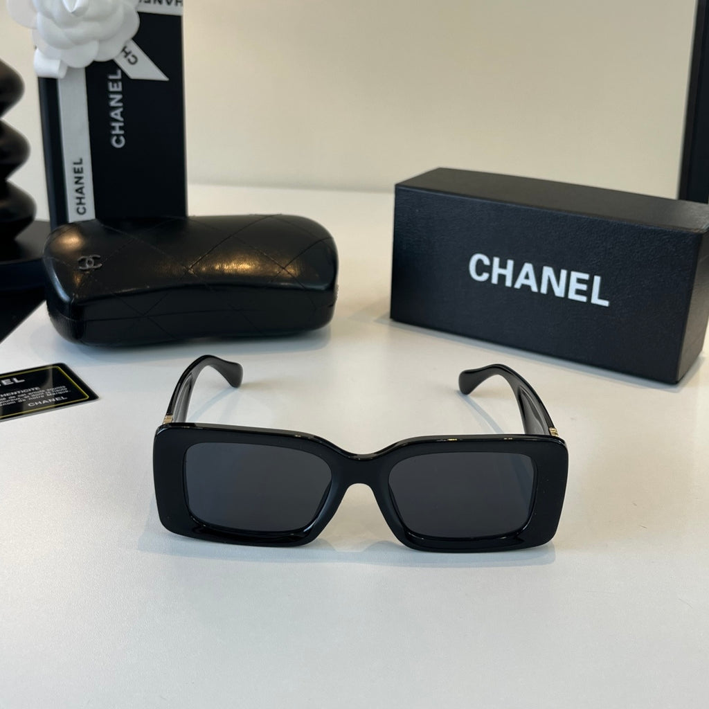 Chanel Fashion Black Lens Sunglasses for Men & Women - 398620 - detail image 2