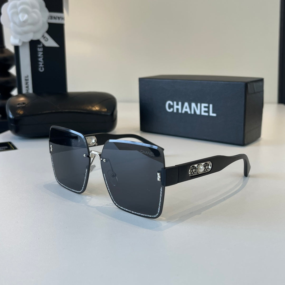 Chanel Fashion Black Lens Sunglasses for Men & Women - 493449 - detail image 3
