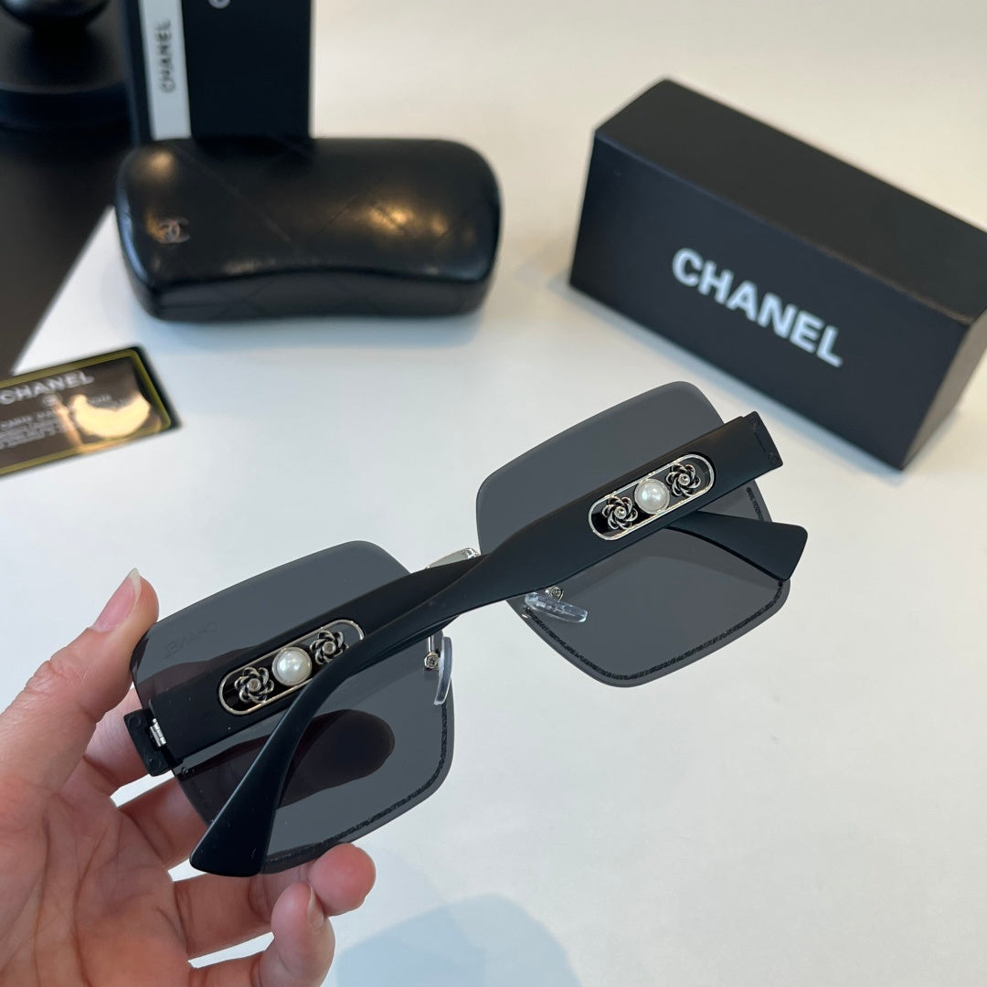 Chanel Fashion Black Lens Sunglasses for Men & Women - 493449 - detail image 9