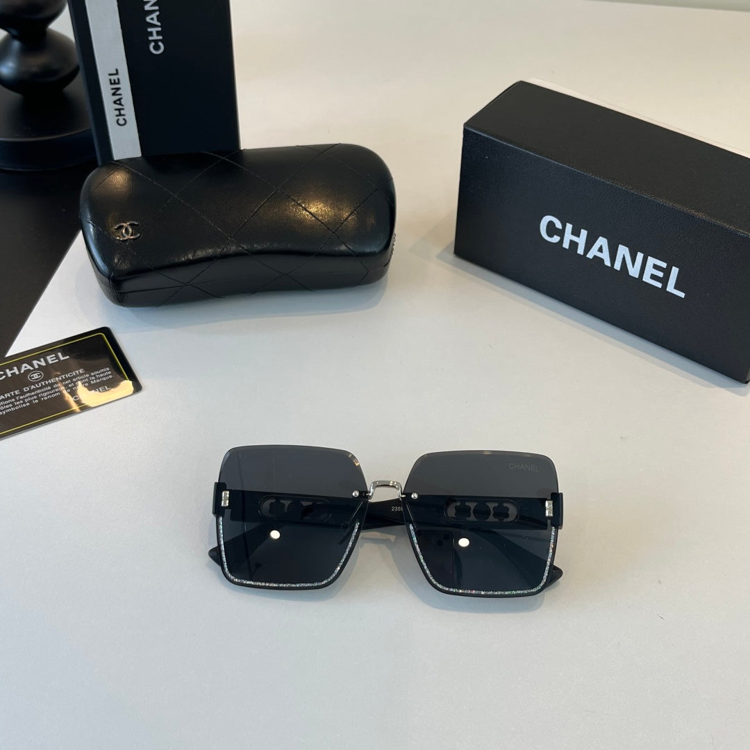 Chanel Fashion Black Lens Sunglasses for Men & Women - 358106 - detail image 5