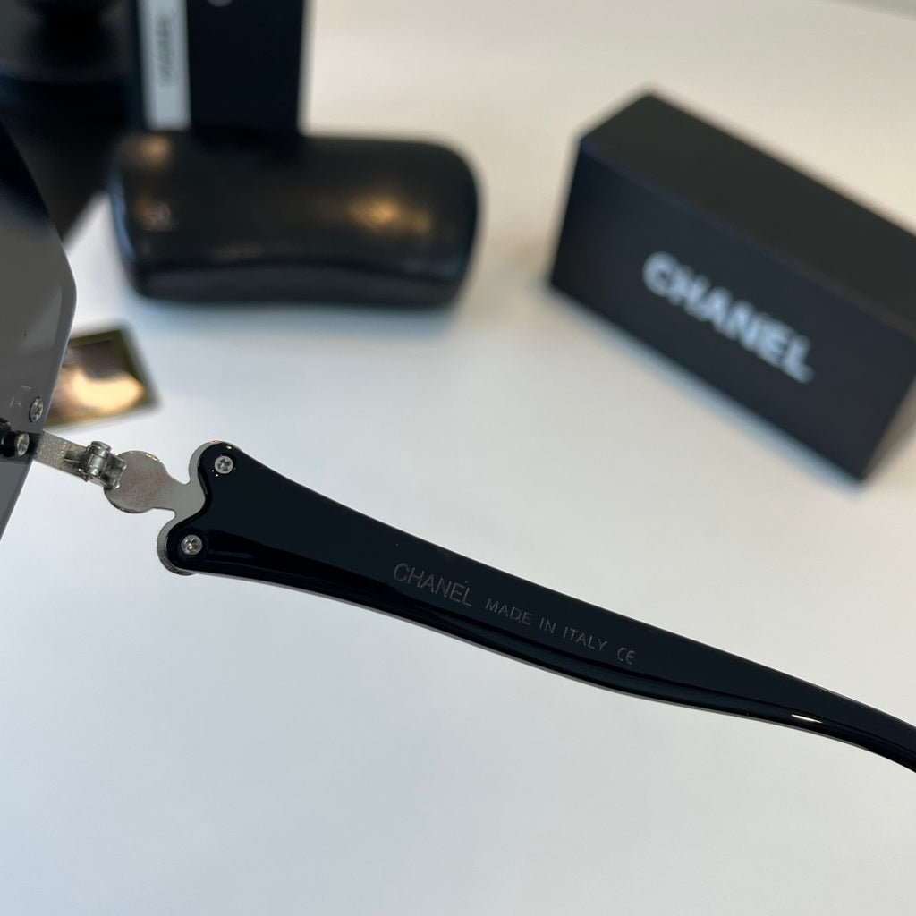 Chanel Fashion Black Lens Sunglasses for Men & Women - 493450 - detail image 10