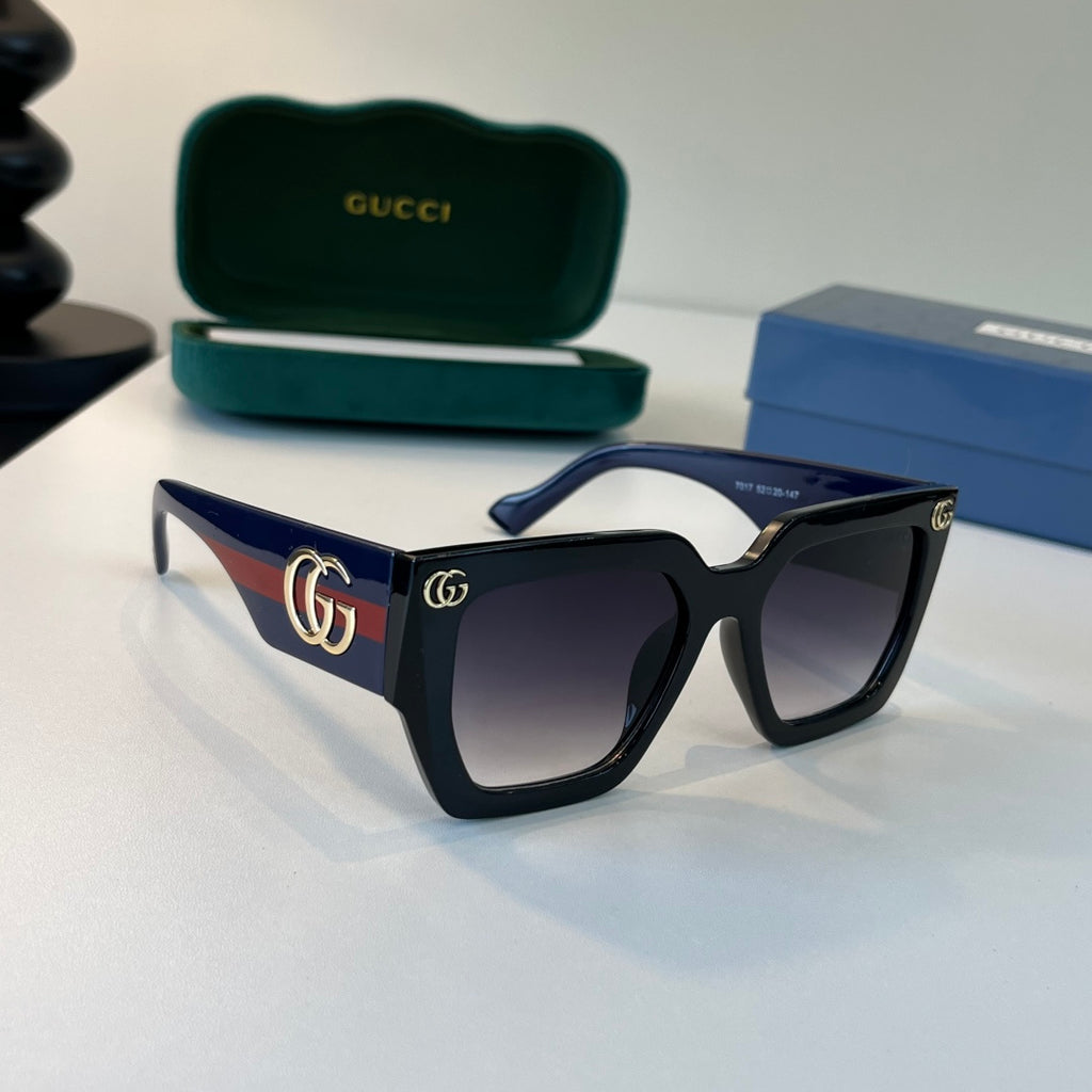 Gucci Oversized Black Lens Sunglasses for Men & Women - 398442