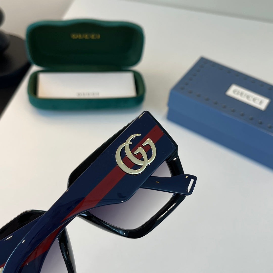 Gucci Oversized Black Lens Sunglasses for Men & Women - 398442 - detail image 7