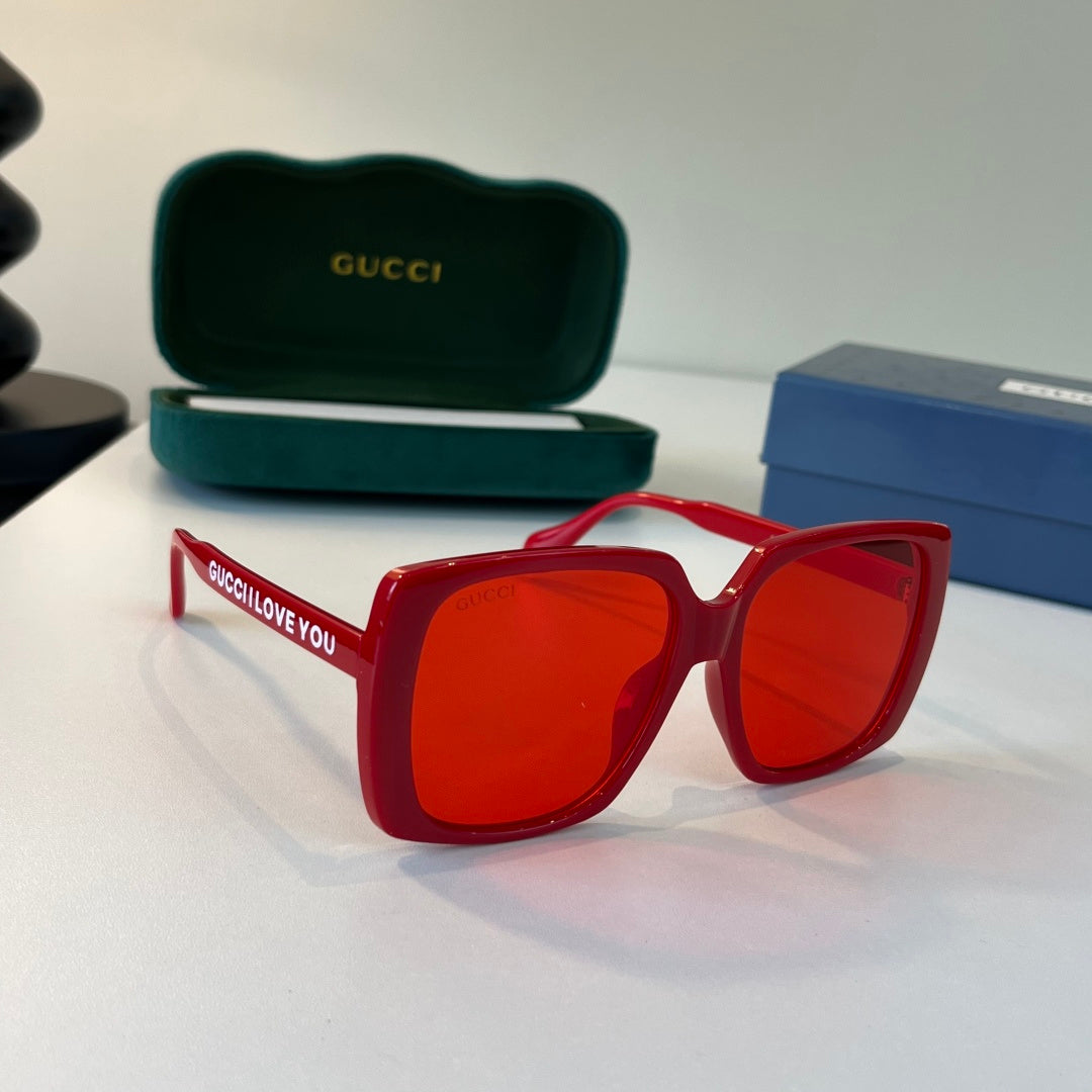 Gucci Oversized Red Lens Sunglasses for Men & Women - 398443